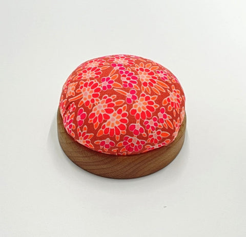 Calendula pin cushion (pink)